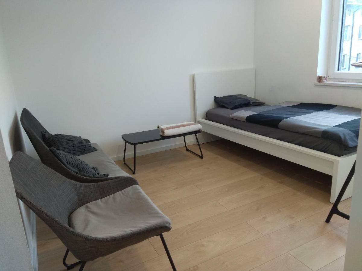 שורזוב Luxury Apartment With Own Parking מראה חיצוני תמונה